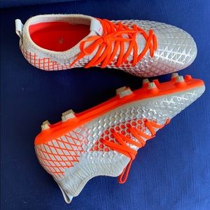 Soccer shoes size 8.5 for boys